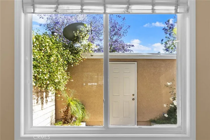 21155 Via Canon 8, Yorba Linda, California 92887
