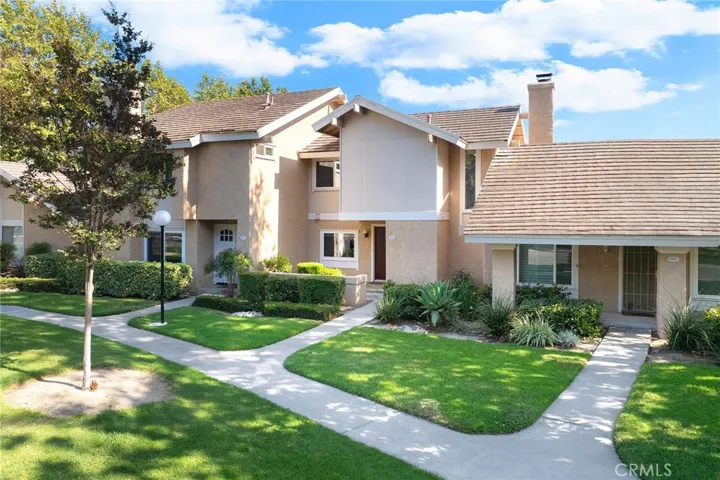 21155 Via Canon 8, Yorba Linda, California 92887