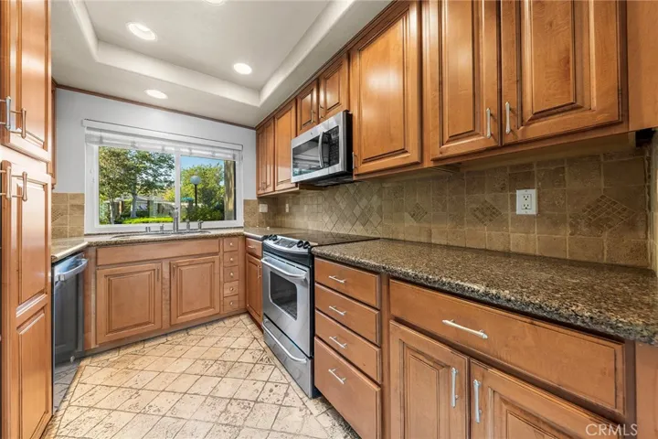 21155 Via Canon 8, Yorba Linda, California 92887