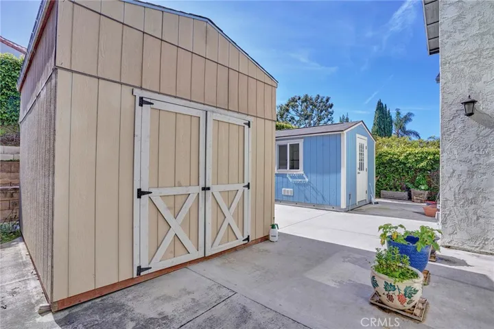 1409 Lakeside Lane, Huntington Beach, California 92648