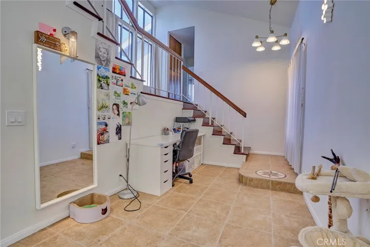 1409 Lakeside Lane, Huntington Beach, California 92648