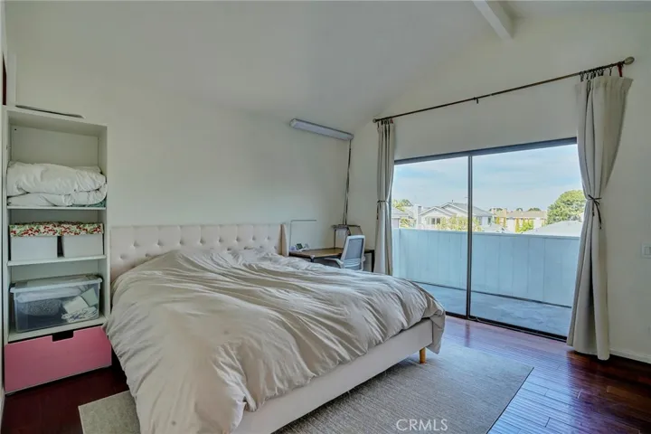 1409 Lakeside Lane, Huntington Beach, California 92648