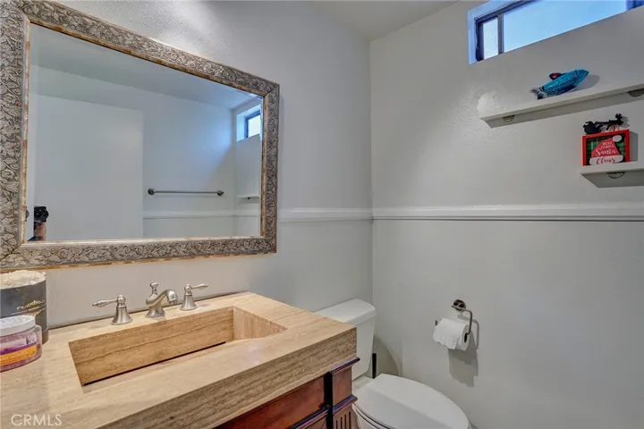 1409 Lakeside Lane, Huntington Beach, California 92648