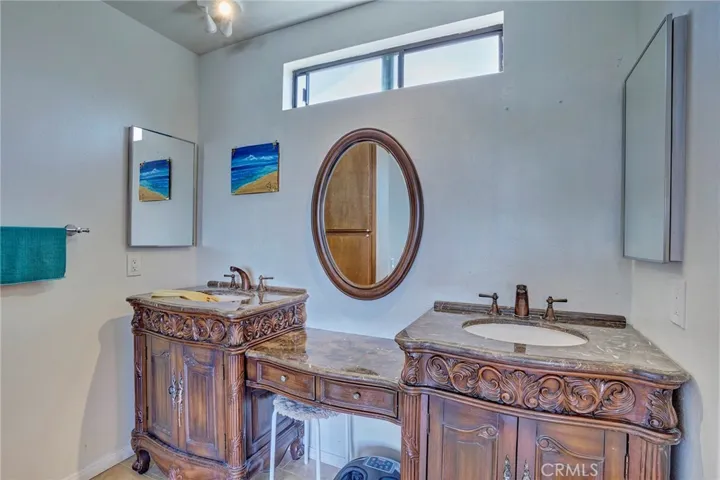 1409 Lakeside Lane, Huntington Beach, California 92648