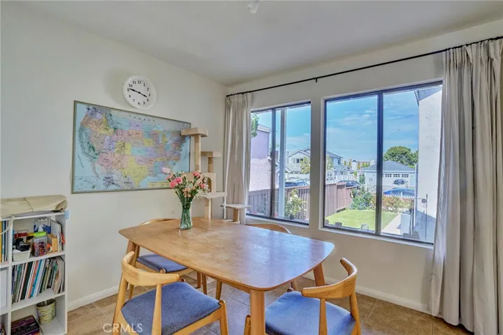 1409 Lakeside Lane, Huntington Beach, California 92648