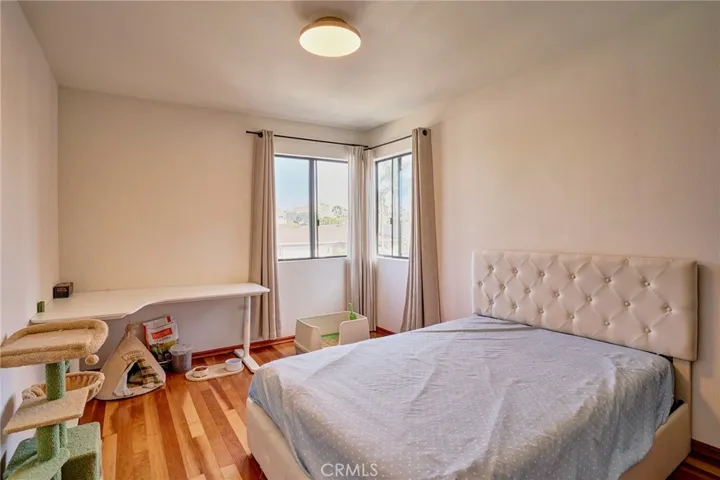 1409 Lakeside Lane, Huntington Beach, California 92648