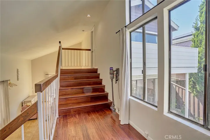 1409 Lakeside Lane, Huntington Beach, California 92648