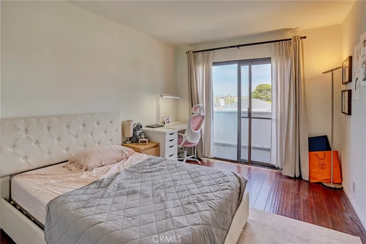 1409 Lakeside Lane, Huntington Beach, California 92648