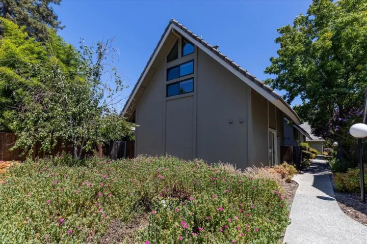 1994 Silverwood Avenue, Mountain View, California 94043