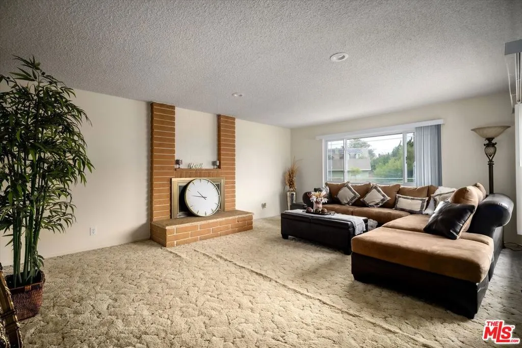 1060 Diamond Drive, Santa Maria, California 93455 — photo 4