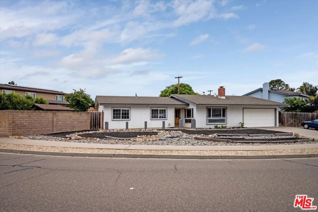 1060 Diamond Dr
