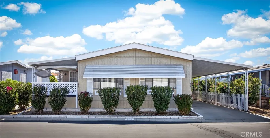 1300 W Menlo Avenue 138, Hemet, California 92543