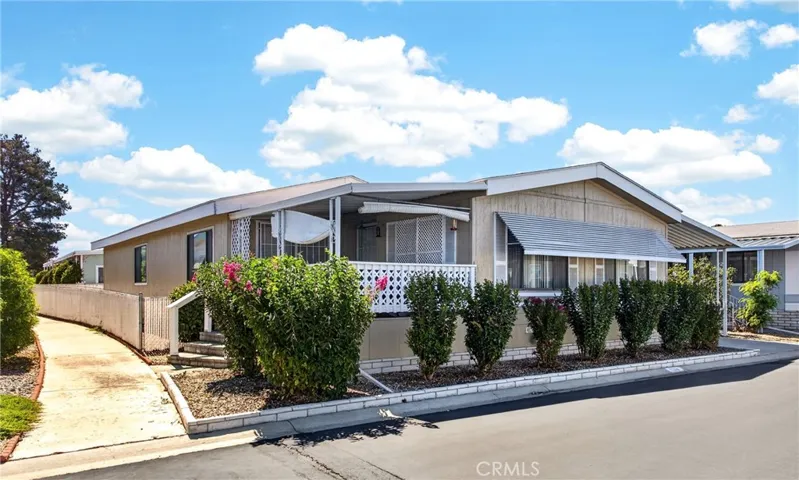 1300 W Menlo Avenue 138, Hemet, California 92543