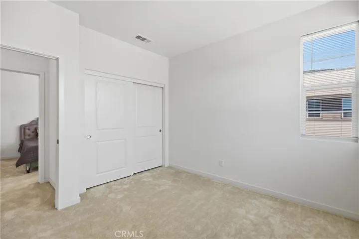15964 Caterpillar, Fontana, California 92336