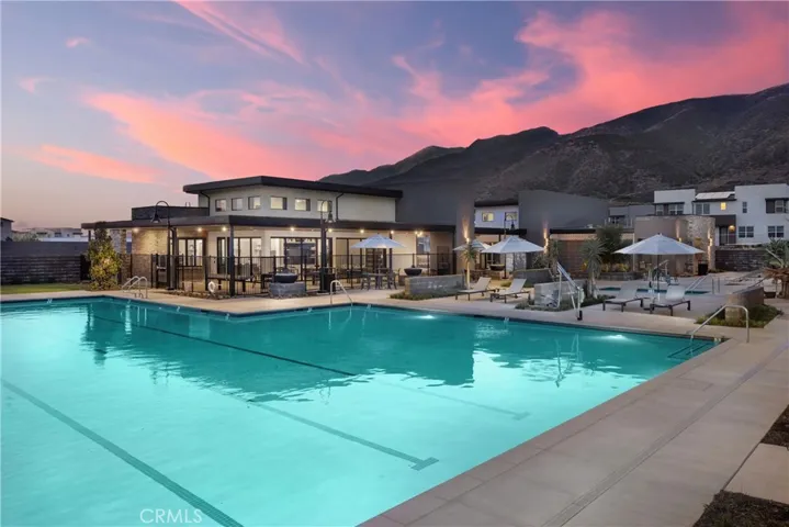 15964 Caterpillar, Fontana, California 92336