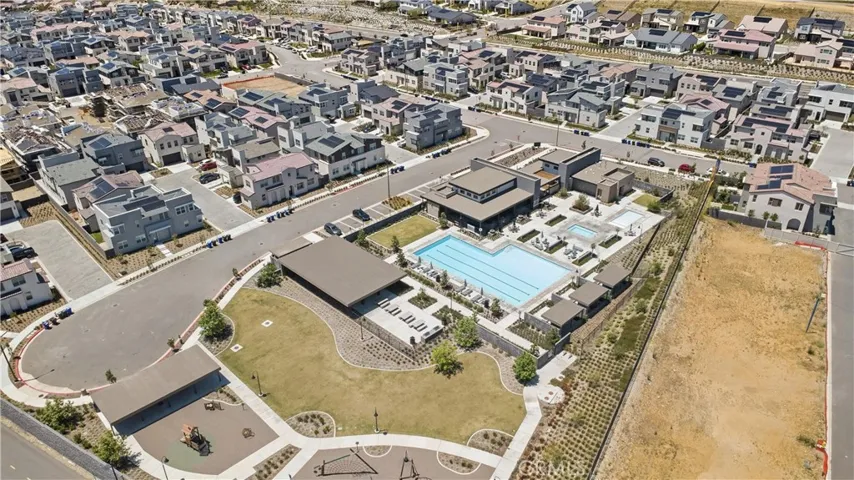 15964 Caterpillar, Fontana, California 92336