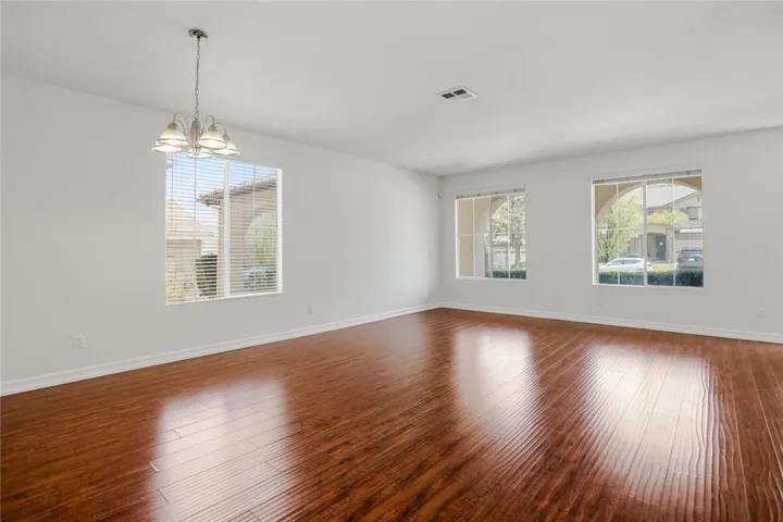 1605 Rivendel Drive, Corona, California 92883