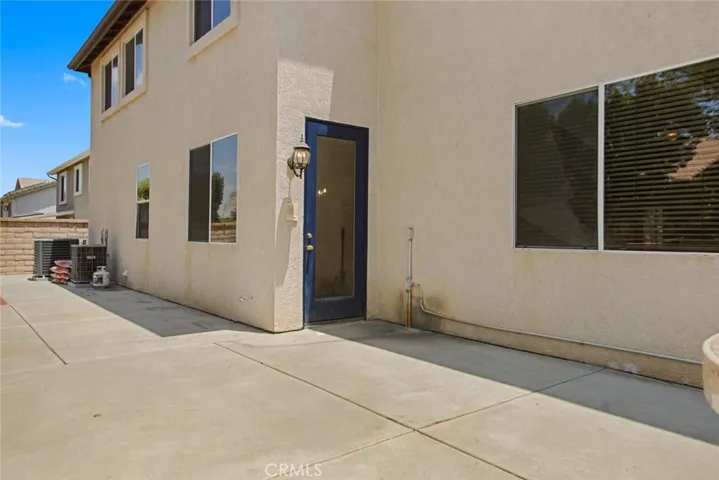 1605 Rivendel Drive, Corona, California 92883