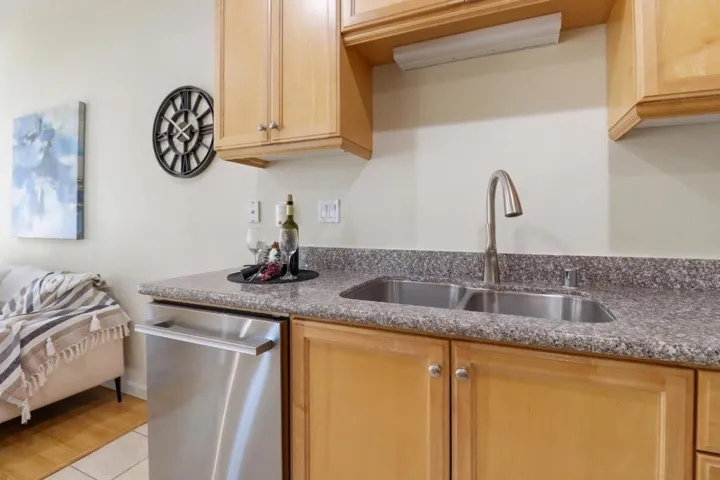88 N Jackson Avenue 403, San Jose, California 95116