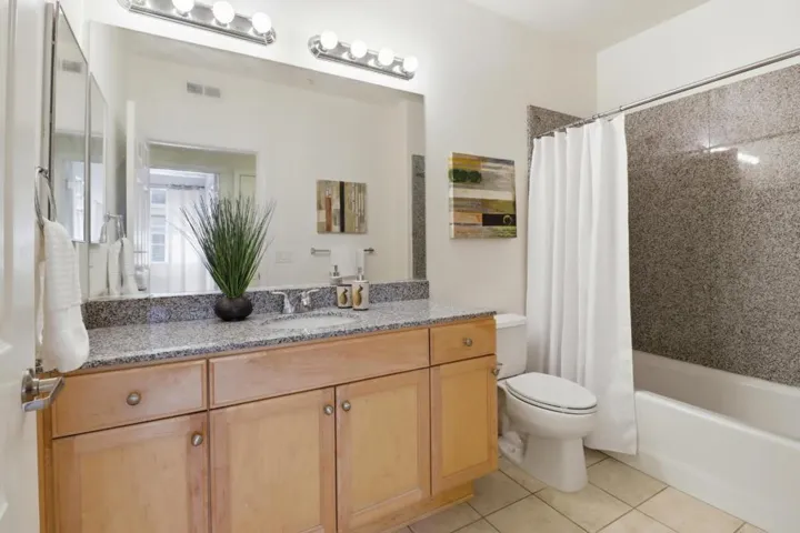 88 N Jackson Avenue 403, San Jose, California 95116