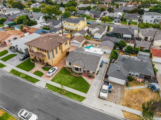 3926 Centralia, Lakewood, California 90712