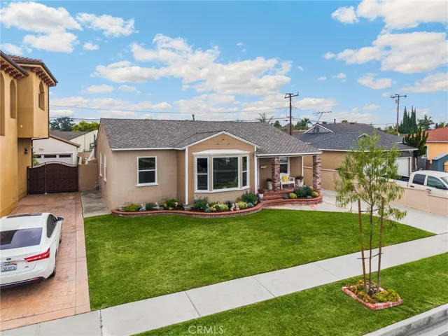 3926 Centralia, Lakewood, California 90712