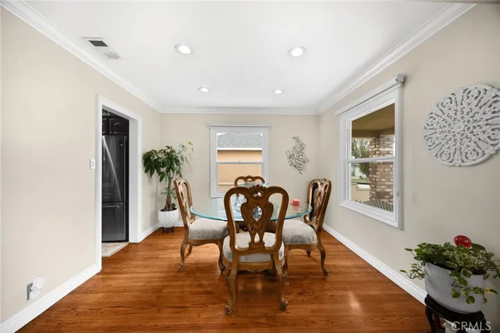 3926 Centralia, Lakewood, California 90712