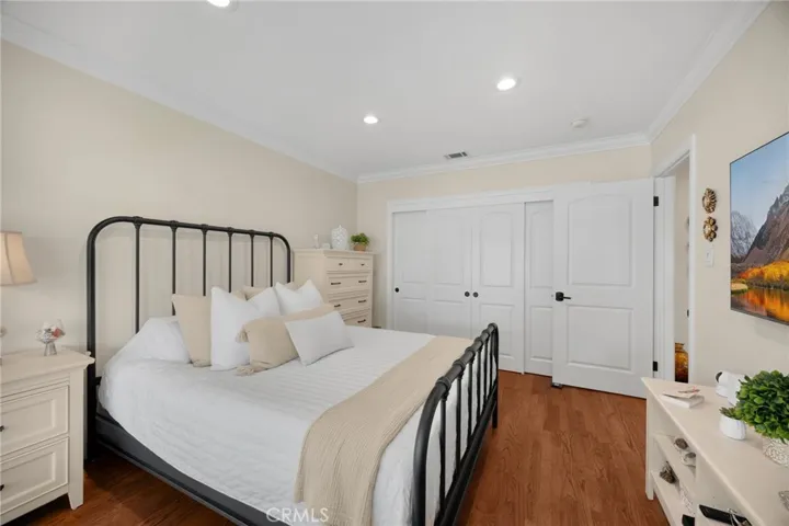 3926 Centralia, Lakewood, California 90712