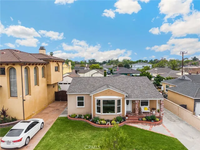 3926 Centralia, Lakewood, California 90712