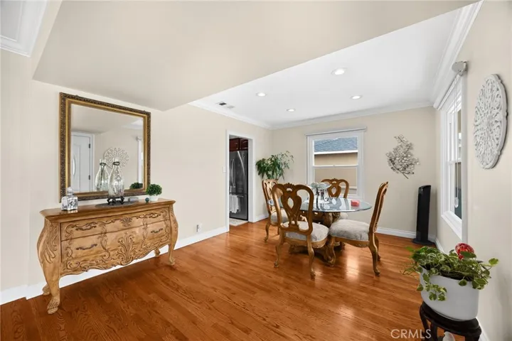 3926 Centralia, Lakewood, California 90712