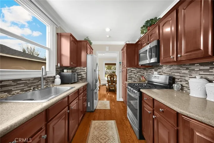 3926 Centralia, Lakewood, California 90712
