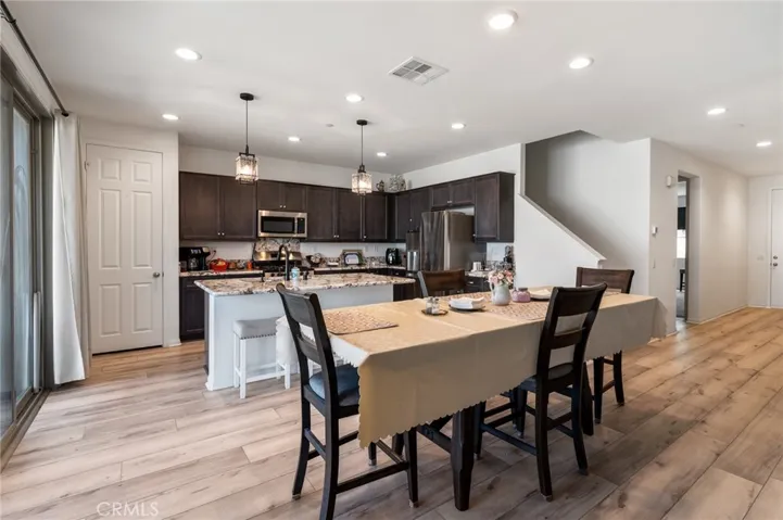 1501 Noblewood, San Jacinto, California 92582