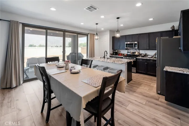 1501 Noblewood, San Jacinto, California 92582