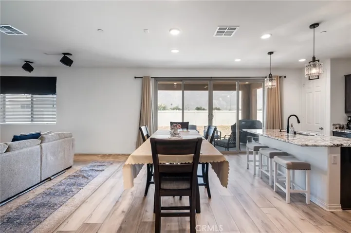1501 Noblewood, San Jacinto, California 92582