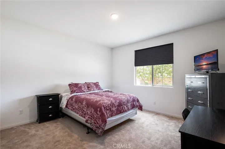Downstairs Bedroom (1)