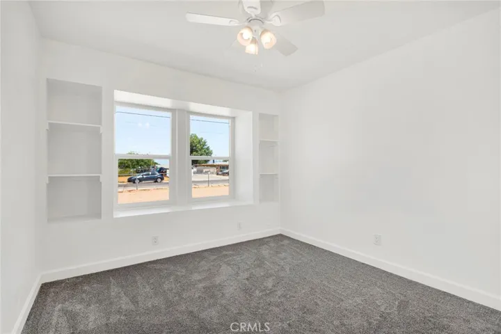 11886 Locust, Hesperia, California 92345