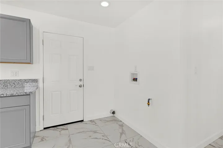 11886 Locust, Hesperia, California 92345