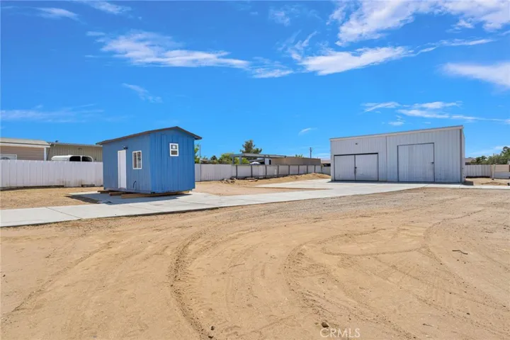 11886 Locust, Hesperia, California 92345