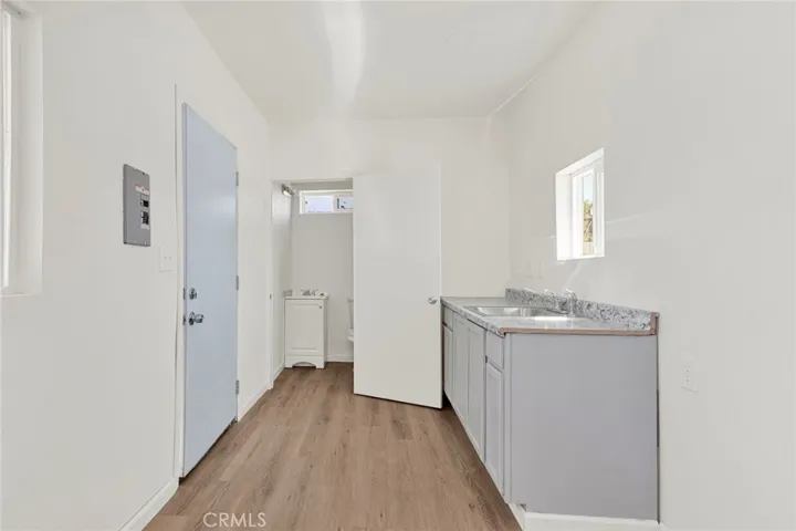 11886 Locust, Hesperia, California 92345