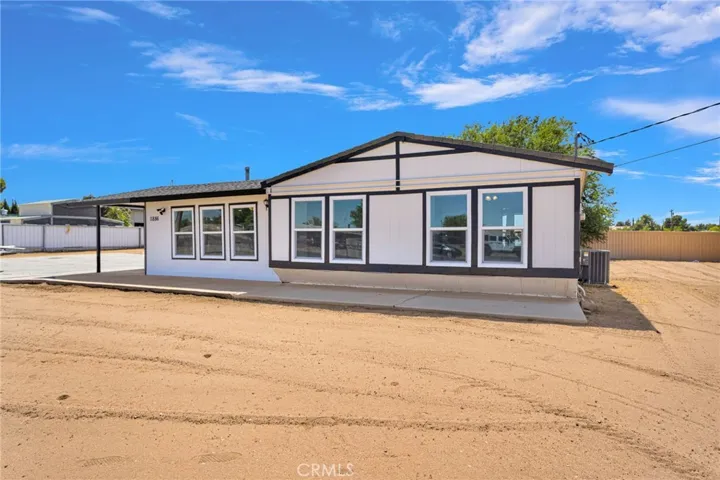 11886 Locust, Hesperia, California 92345