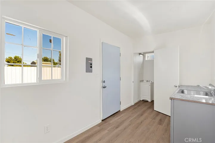 11886 Locust, Hesperia, California 92345