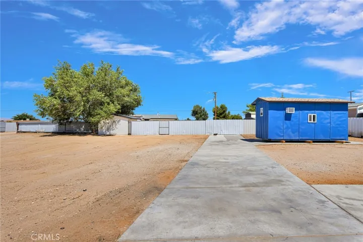 11886 Locust, Hesperia, California 92345
