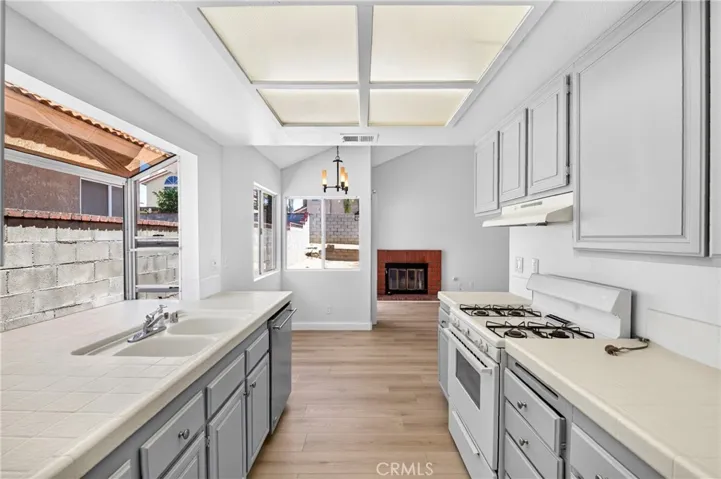 12930 Lasselle, Moreno Valley, California 92553