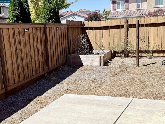 373 Anchorage Dr, Vacaville, California 95687