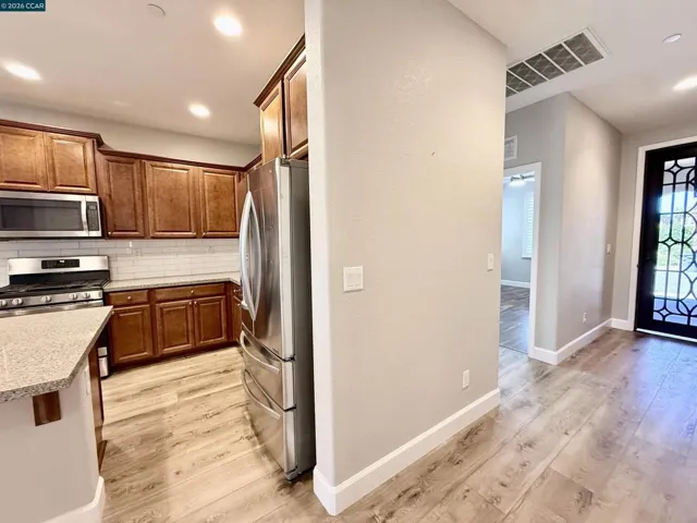 373 Anchorage Dr, Vacaville, California 95687