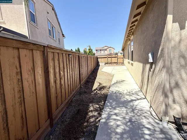 373 Anchorage Dr, Vacaville, California 95687