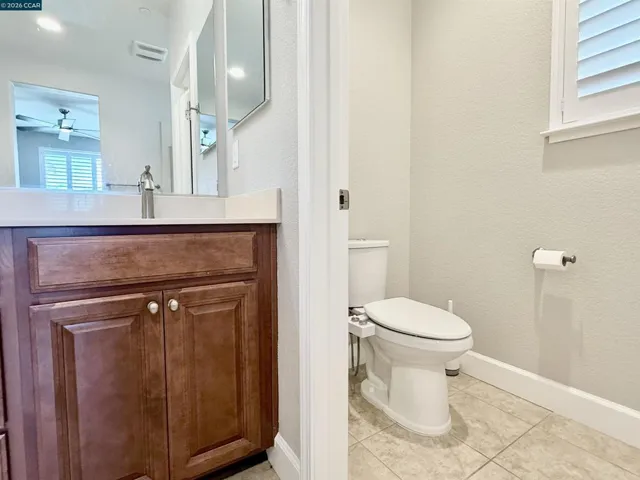 373 Anchorage Dr, Vacaville, California 95687