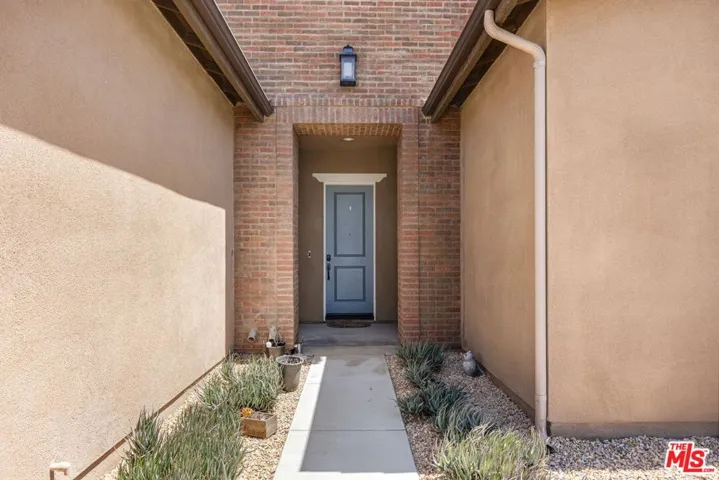 13447 Gold Medal Court, Riverside, California 92503