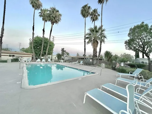 7717 Church 163, Highland, California 92346