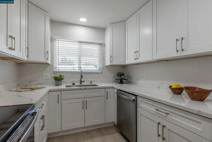 3213 San Luces Way, Union City, California 94587